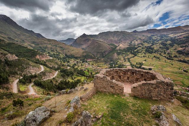 81 Heilige Vallei, Pisac.jpg